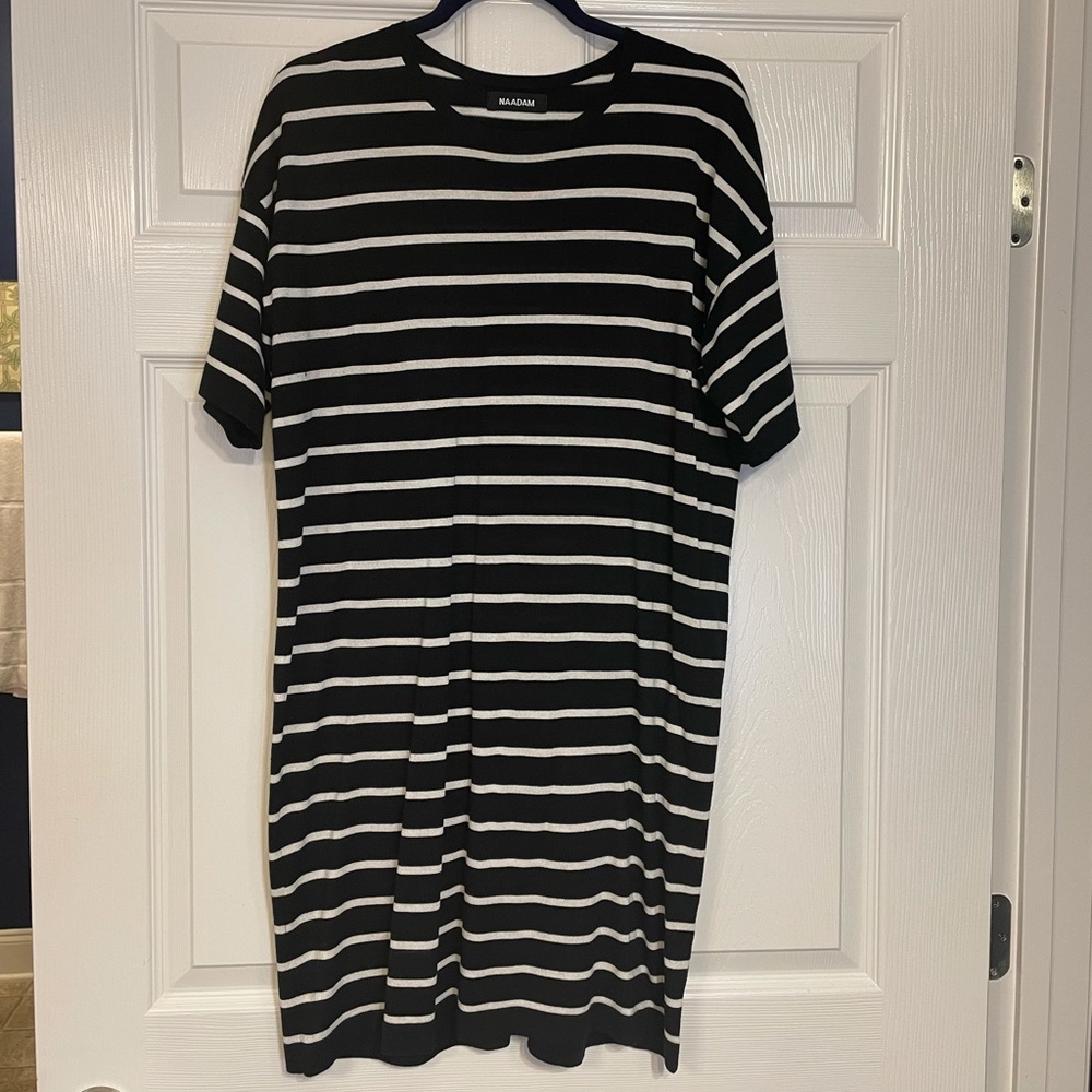 Size Large Naadam striped Silk Everyday T-shirt Dress